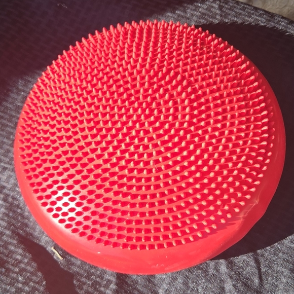 Red Balance Wobble Disc Core Stability Yoga Trainer Cushion Fitness Therapy EUC - Picture 4 of 5